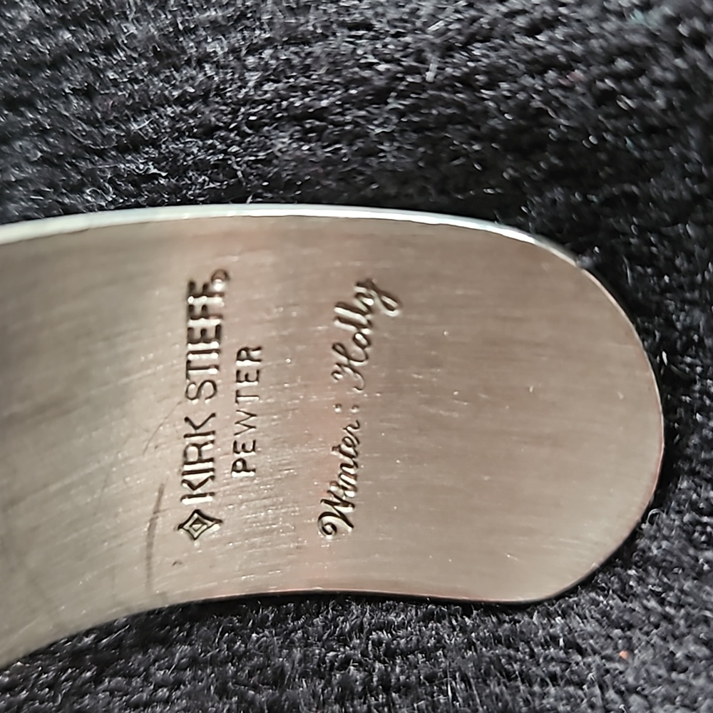 Vintage Kirk Stieff 7" Pewter Holly Engraved Bracelet in Gift Box - Picture 7 of 15